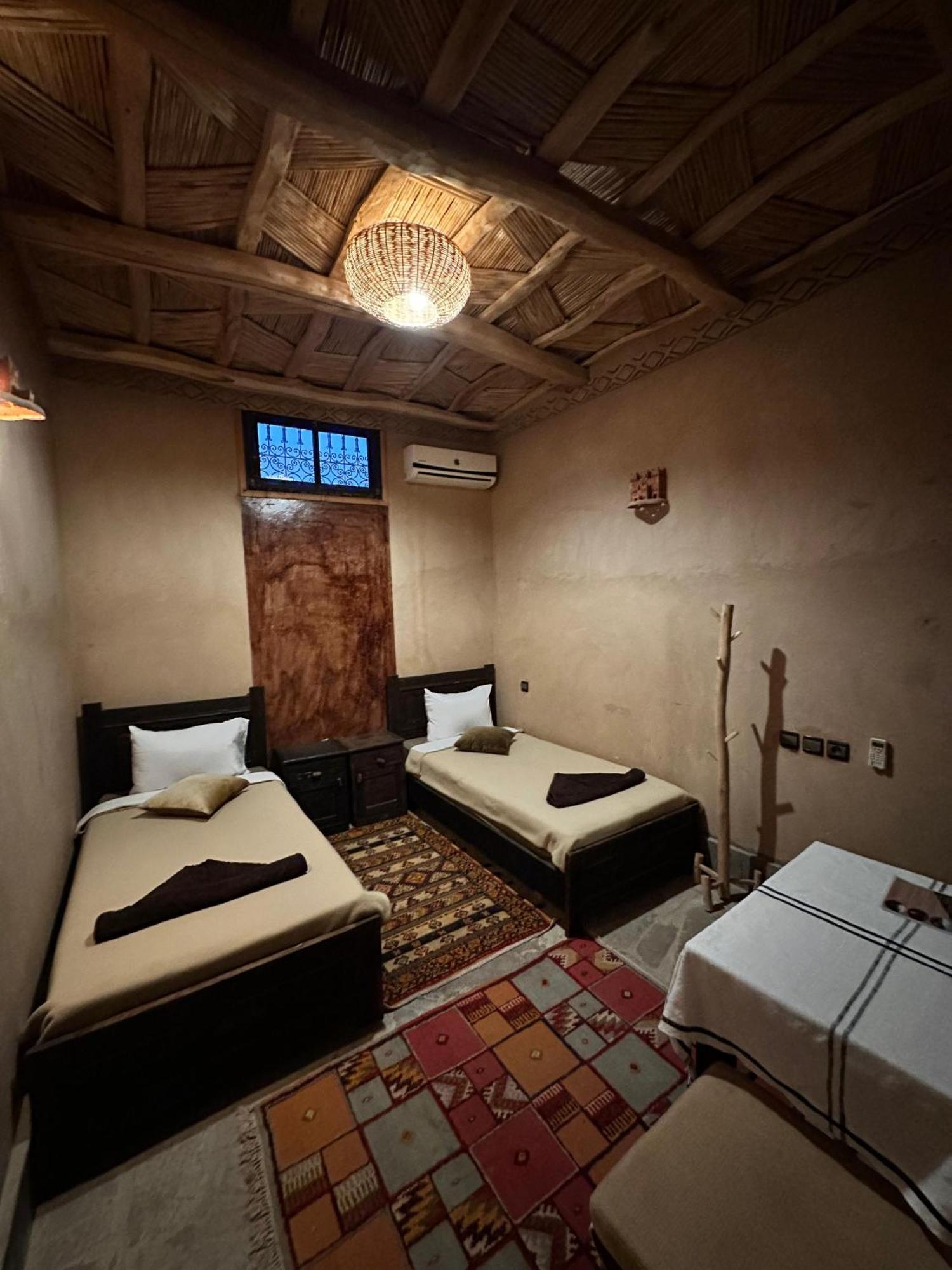 Hotel Kasbah Ennakb à Nkob Chambre photo